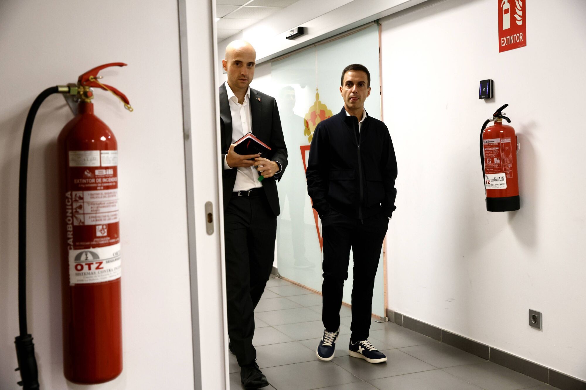 Así fue la presentación de Borja Jiménez como entrenador del Sporting