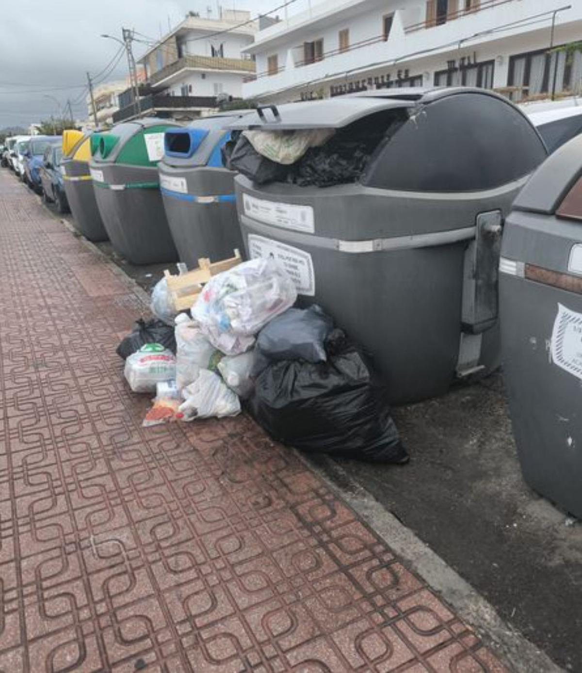 El PSOE de Sant Antoni critica que el municipio «está cada vez más sucio»