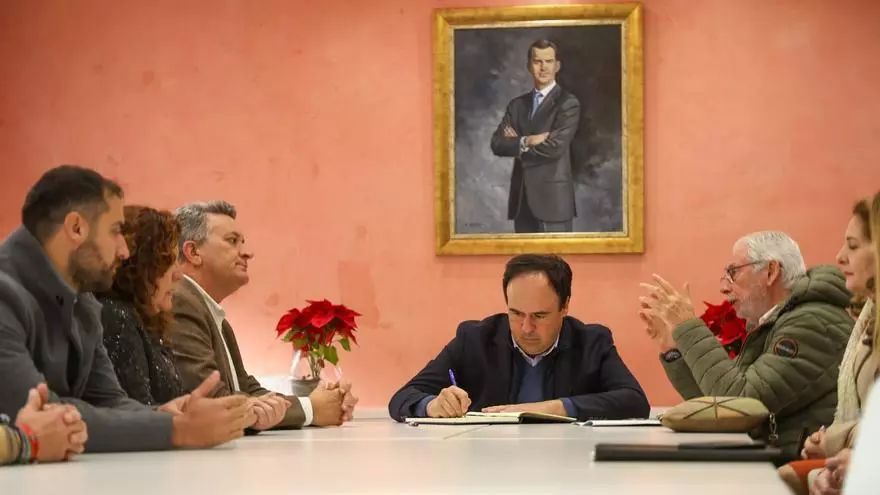 Pérez Llorca visita Picanya y se reúne con su alcalde Pep Almenar