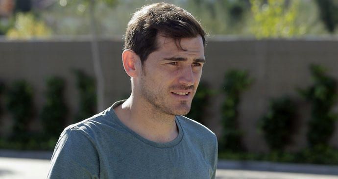 El padre de Iker Casillas confesó que no se hablaba con su hijo.