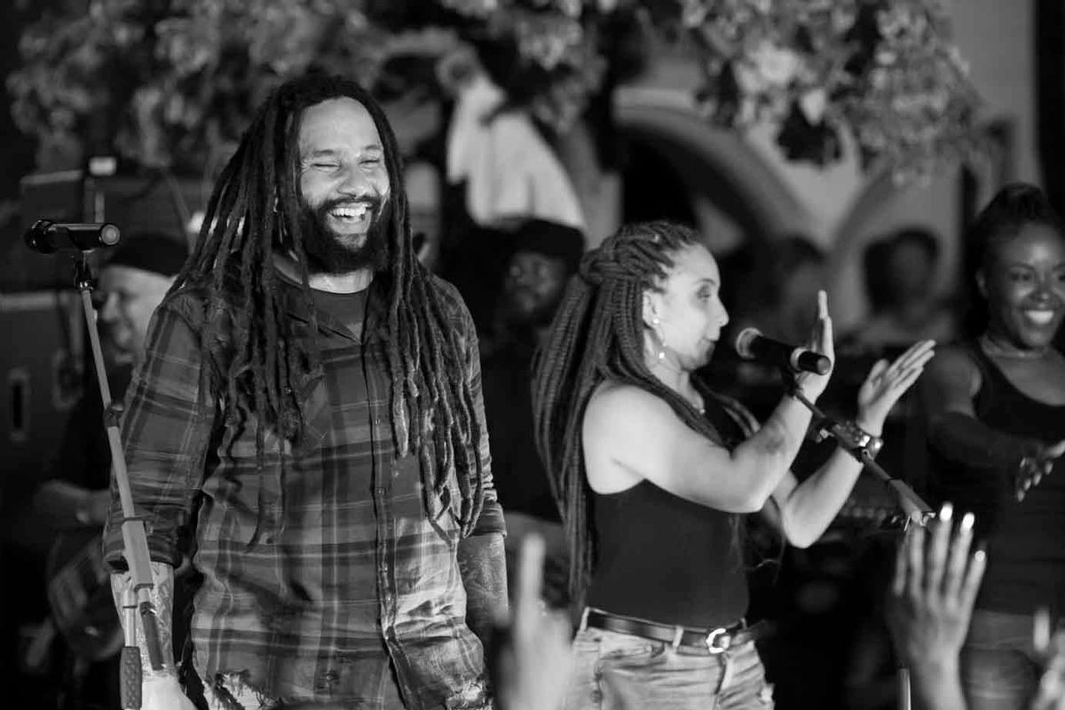 Ky-Mani Marley actúa en Las Dalias.
