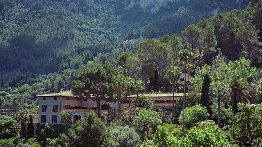Pelayo Cortina Koplowitz compra el hotel Es Molí de Deià por 50 millones: un paraíso con acceso privado al mar