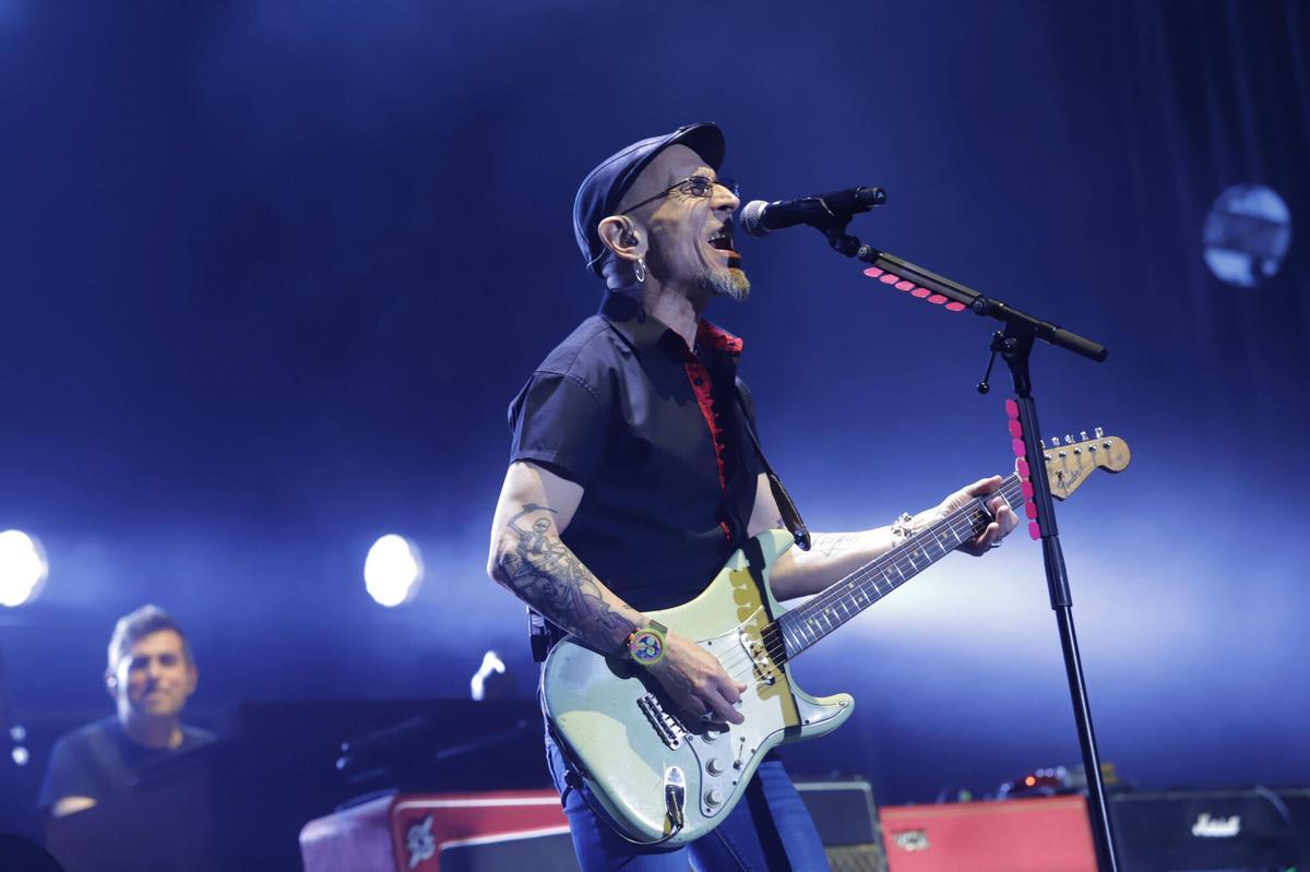 El concierto de Fito y los Fitipaldis, en imágenes