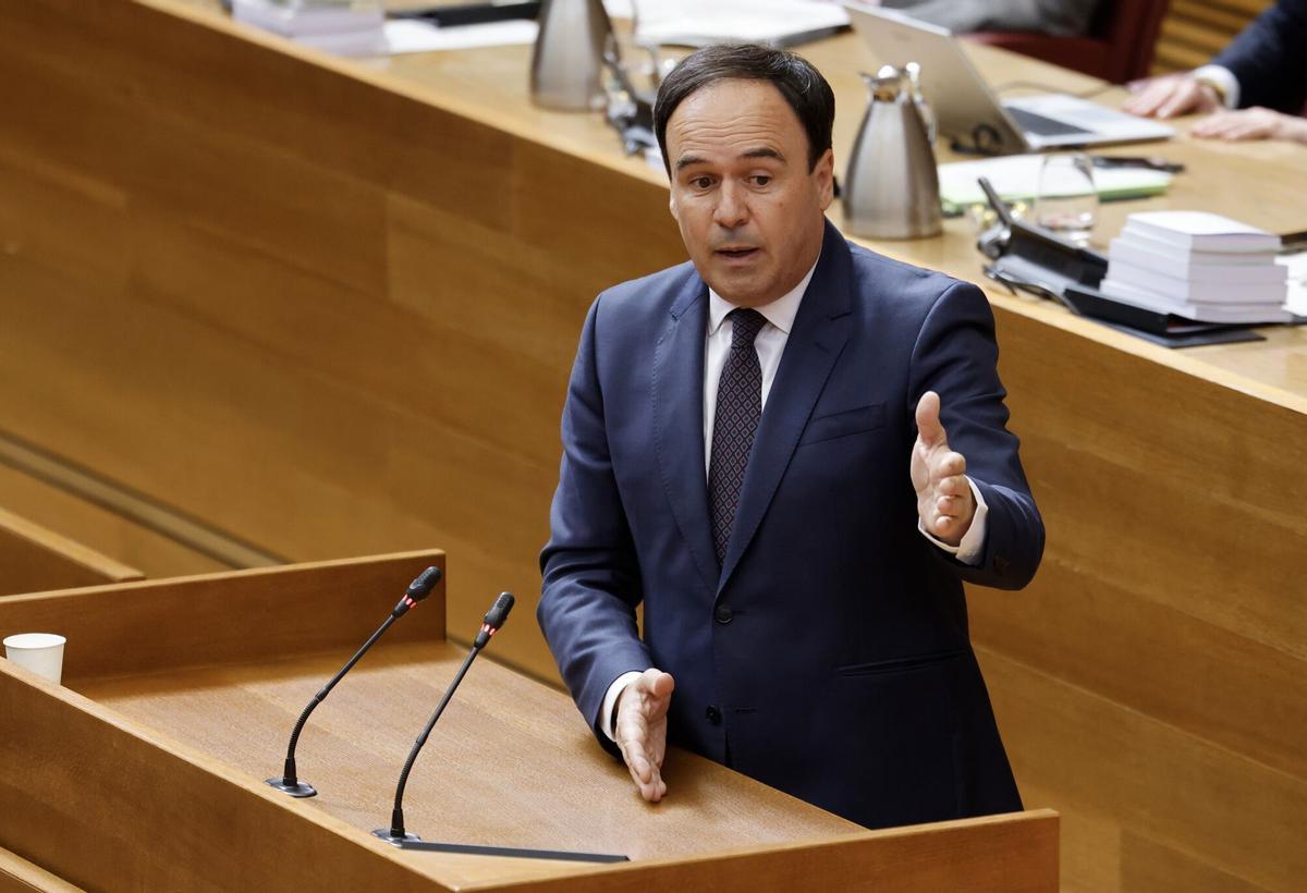 El 'president' de la Generalitat, Juanfran Pérez Llorca, en la sesión de control este miércoles en las Corts.