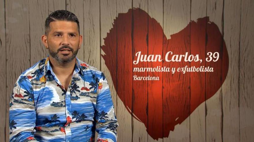 Rechazan a un exfutbolista del FC Barcelona en First Dates