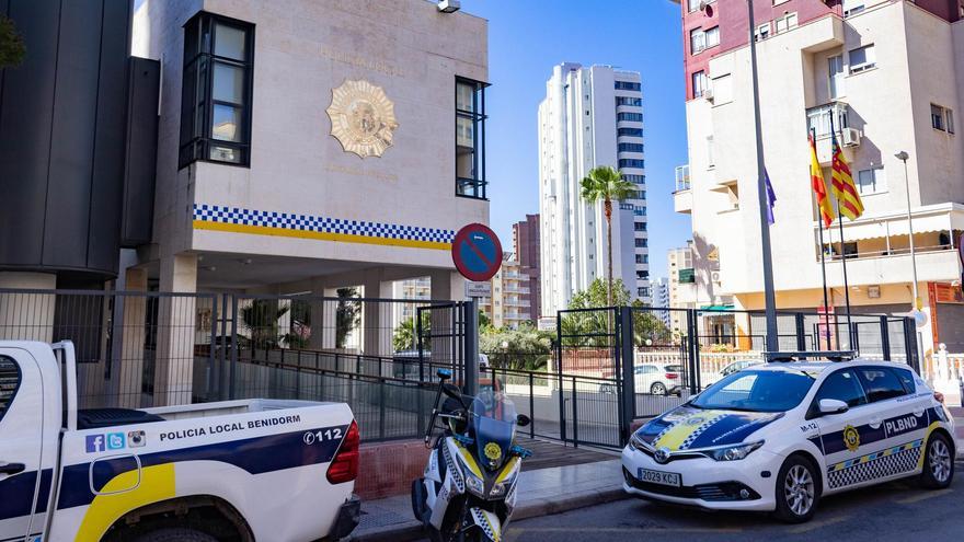 Once nuevos vehículos para renovar la flota de la Policía Local de Benidorm