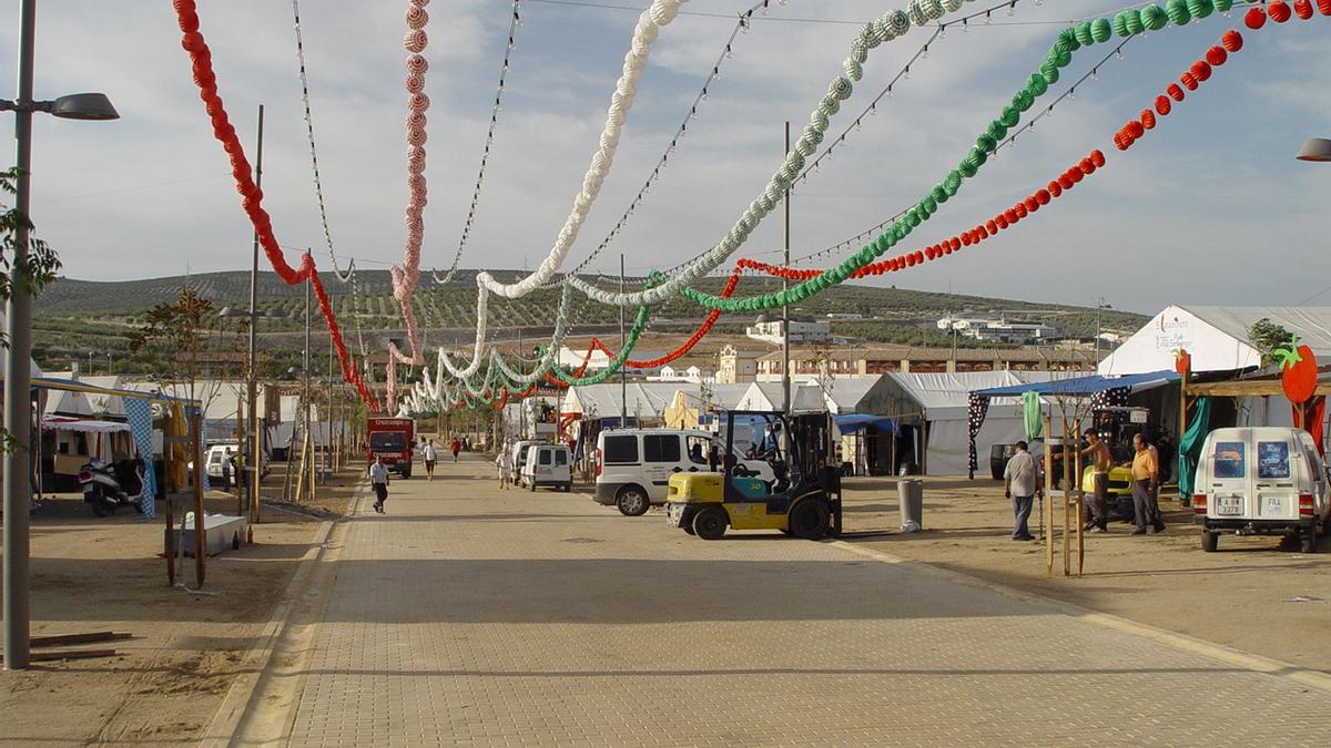 El recinto ferial de Lucena acogerá la Feria de la Primavera durante quince días.
