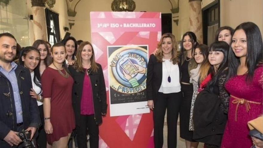 Susana Díaz insta a &quot;no bajar la guardia&quot; ante el SIDA