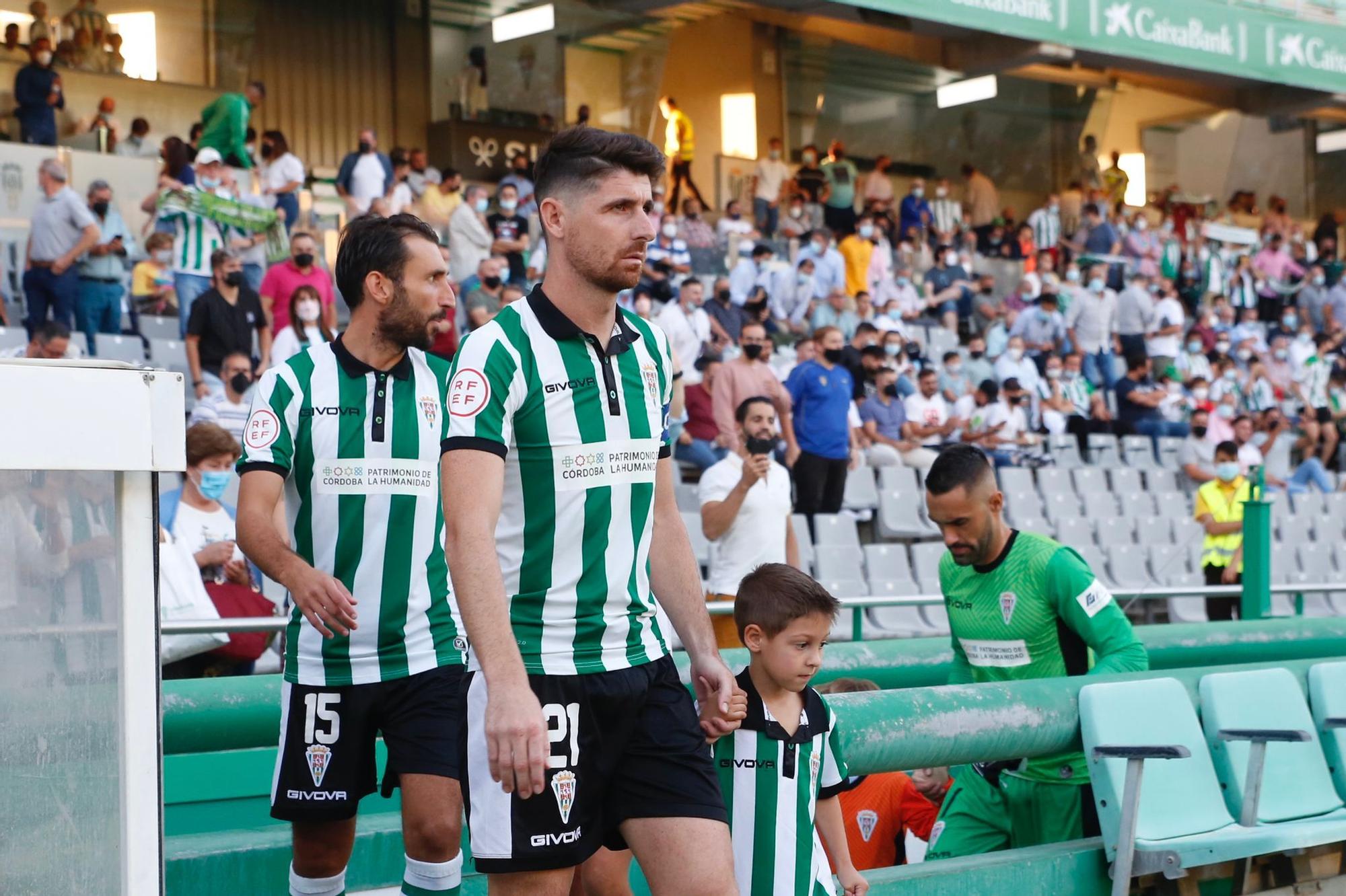 Javi Flores y Álex Bernal, los centrocampistas del Córdoba CF este sábado.