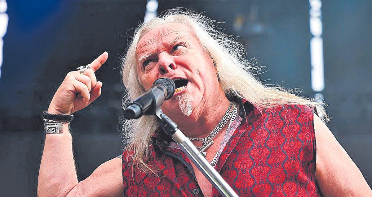 Bernie Shaw, cantante de Uriah Heep, demostró estar todavía en plena forma