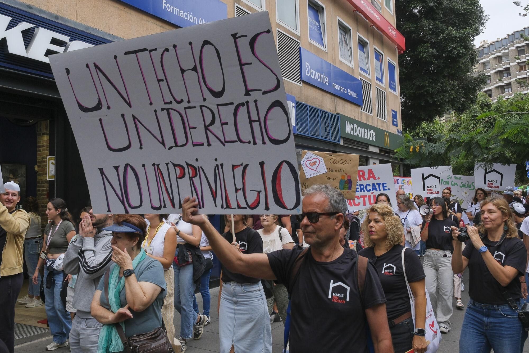 Marcha de Cáritas por el Día de las Personas sin Hogar