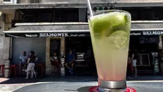 ¿Sabías que la caipiriña se bebía en Brasil para curar la gripe española?