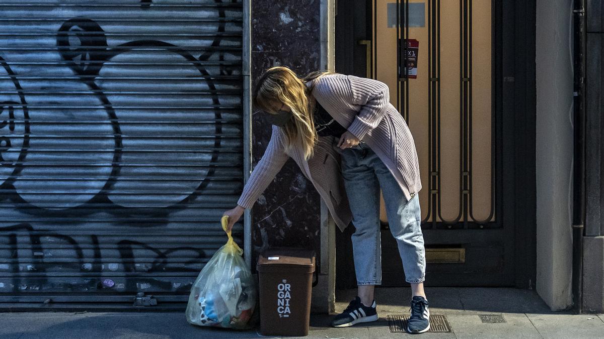 Barcelona estudia incorporar bústies per a bolquers a Sant Andreu