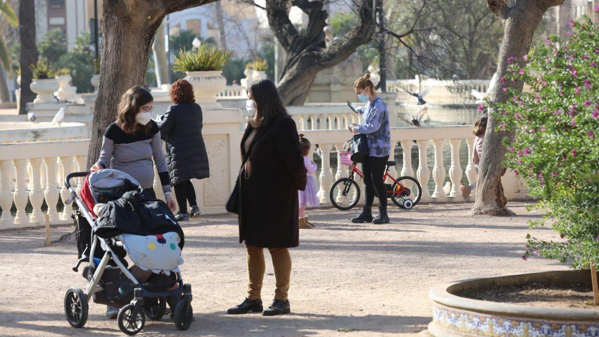 Castellón encara la Semana Santa con mejores cifras covid que la preNavidad