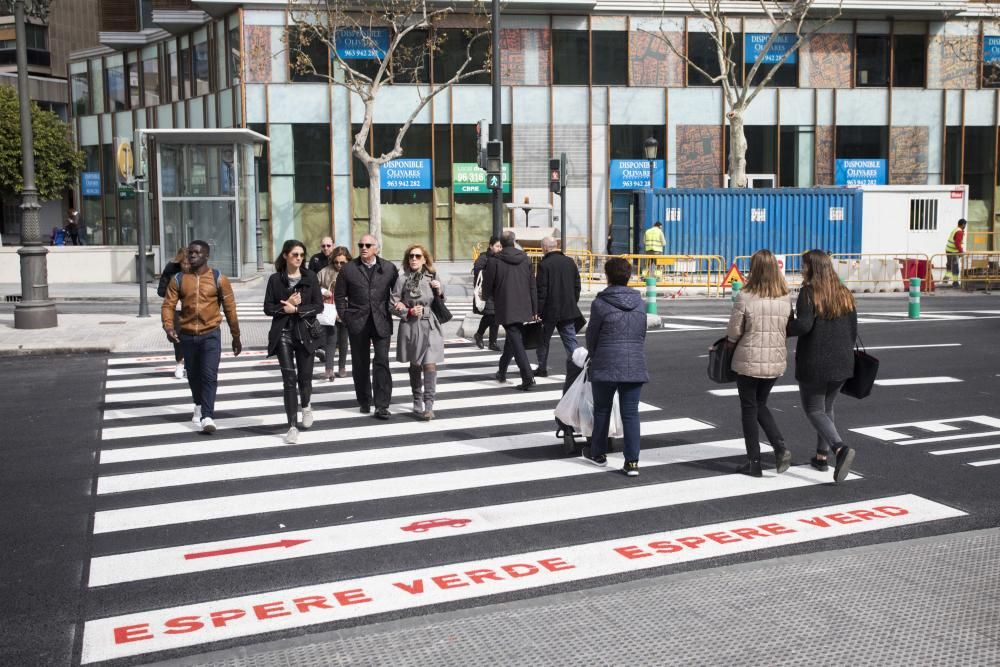 La avenida de Navarro Reverter ya tiene carril bus en ambos extremos de la calzada