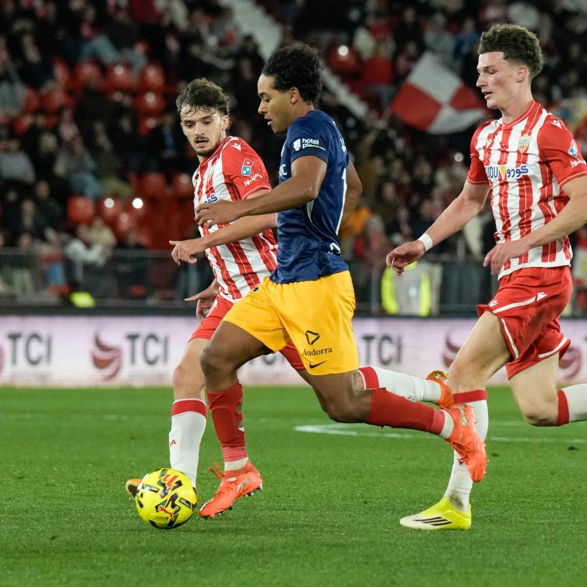 Lance del Almería-Andorra, última salida del cuadro tricolor hasta la fecha en LaLiga Hypermotion.
