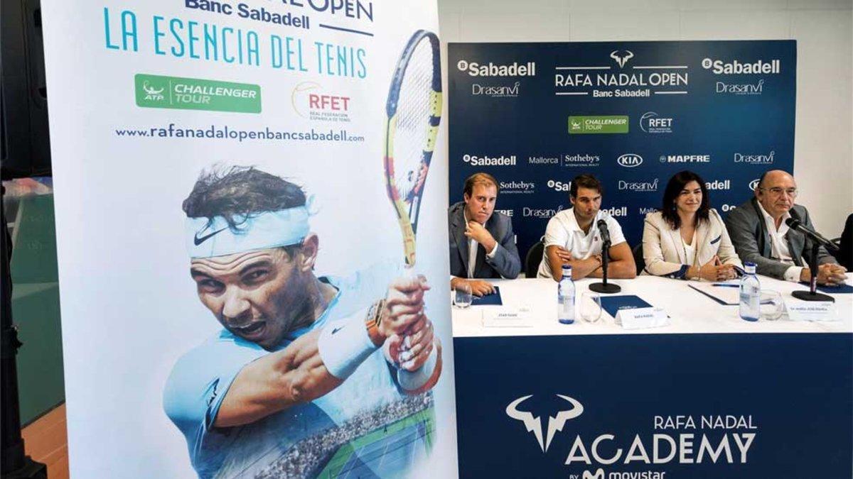 Nadal ofrecerá sus instalaciones a los tenistas argentinos