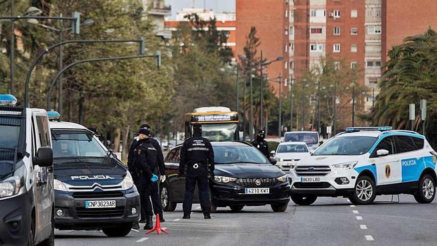 Policía y Guardia Civil se sumarán al control del uso de las mascarillas