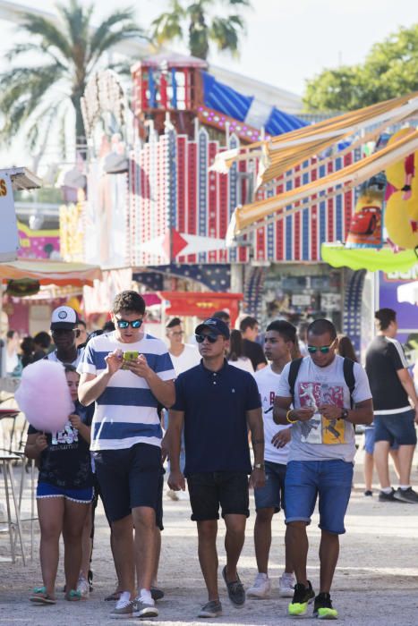 Feria de atracciones en el Jardín del Turia