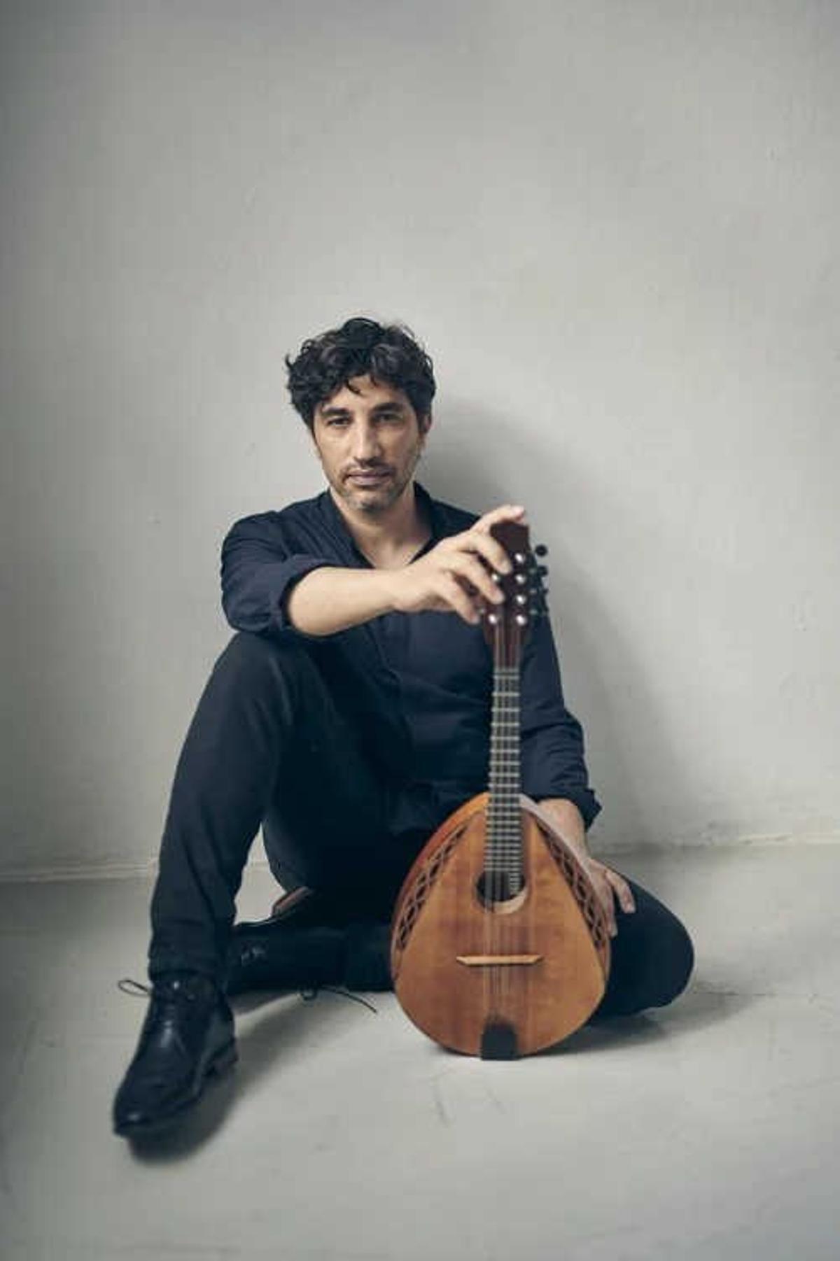 Avi Avital.