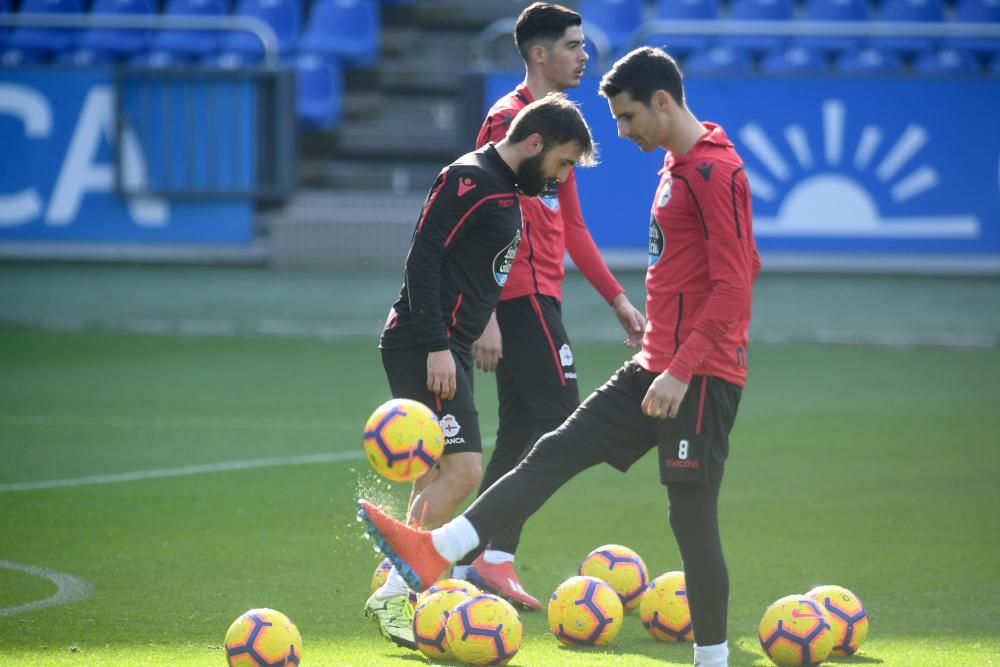 El técnico echa mano de dos fabrilistas ante las numerosas bajas con las que afronta el encuentro y recupera a Pedro Sánchez, en condiciones para jugar unos minutos.