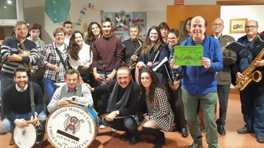 Visita musical navideña a la Residencia de Ancianos