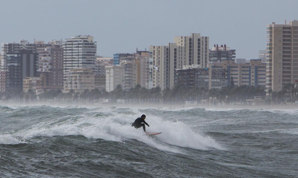 Temporal en la playa de San Juan