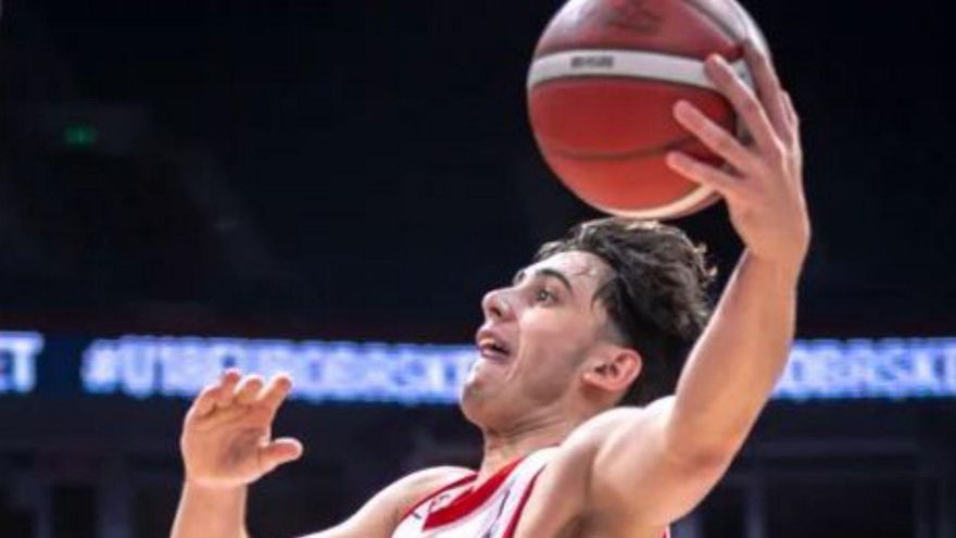 Andy Huelves, entrando a canasta ayer en el España-Bélgica. | FIBA EUROPE