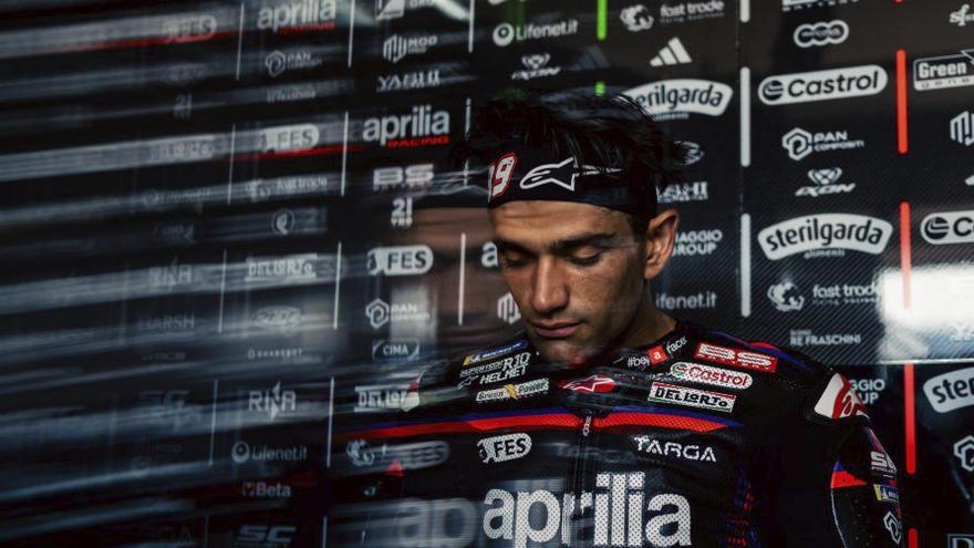 Jorge Martín's Crash at Phillip Island Gives Márquez Title Advantage