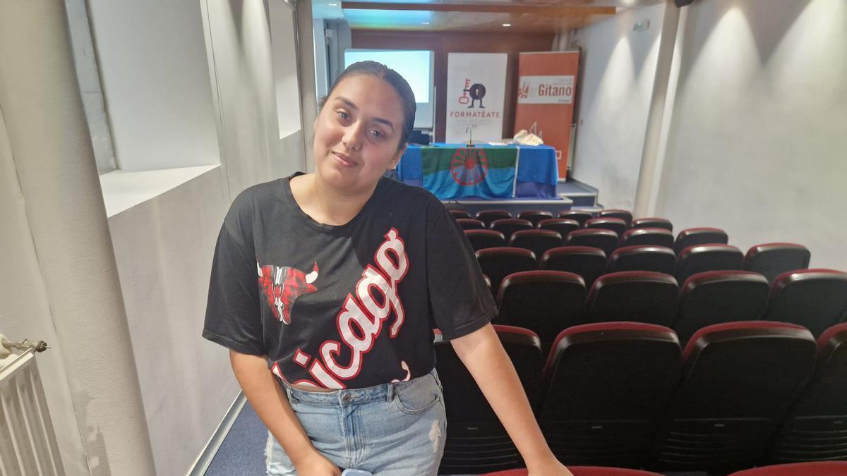 Evelyn Salazar, en el cibercentro de La Lila.