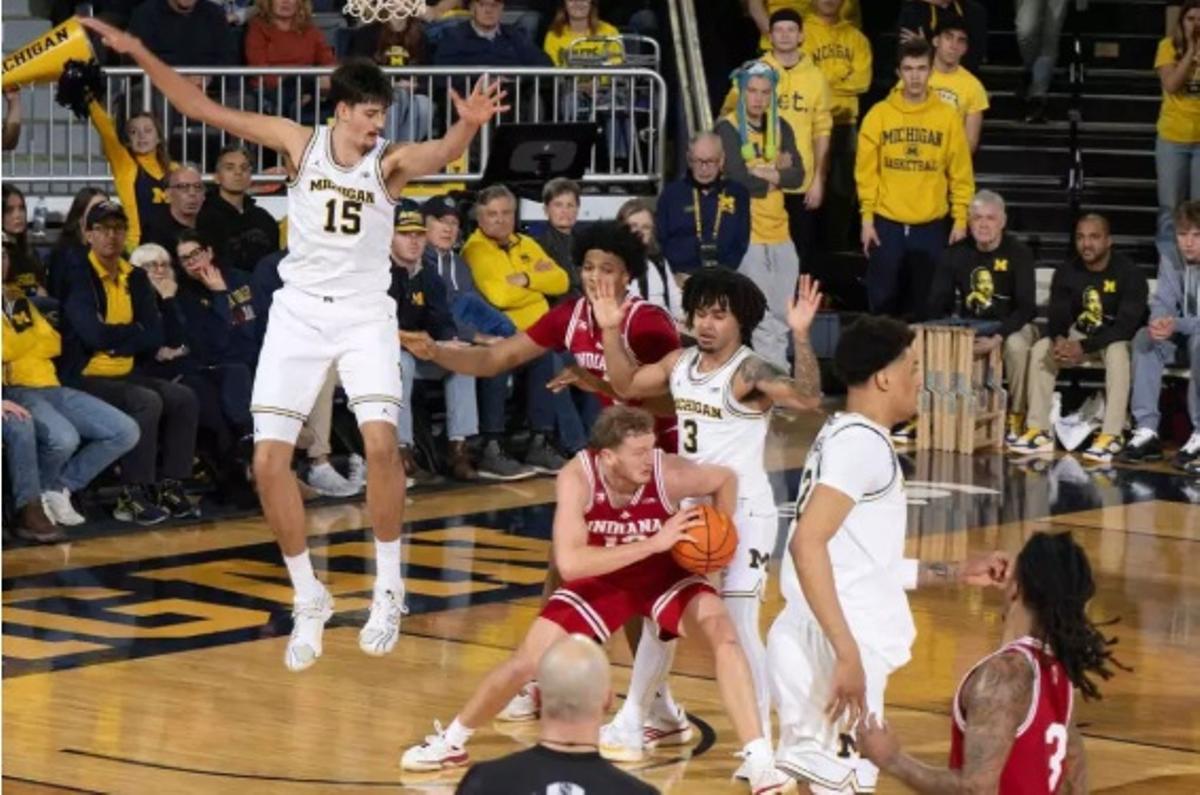 Aday Mara, durante el partido de esta madrugada frente a Indiana.