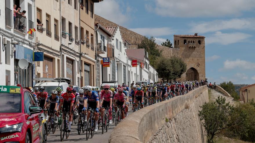 Las imágenes de la etapa de la Vuelta a España entre Morella y Borriana