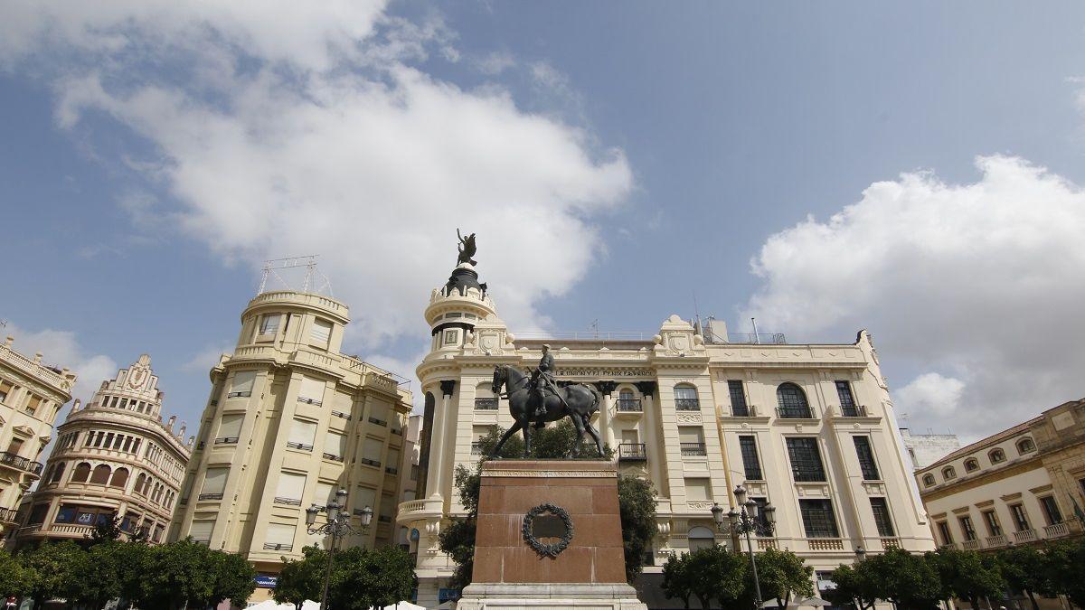 Estatua del Gran Capitán en la plaza de Las Tendillas de Córdoba.