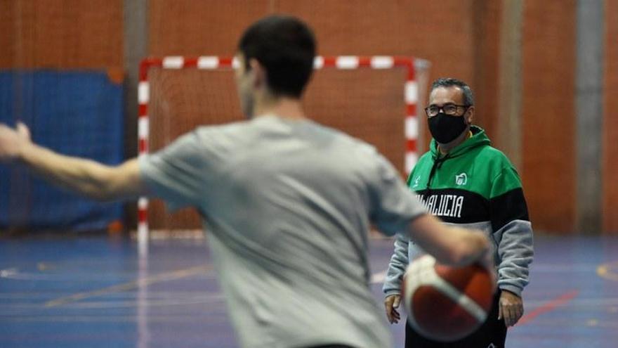 El Peñarroya recibe al débil Xerez en plena fase de cambios