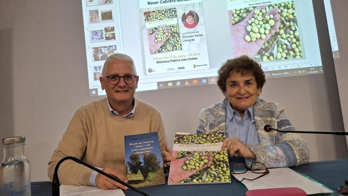 Francesc Xavier Llorca Ibi y Roser Cabrera, en la presentación de "Del bancal al setrill"