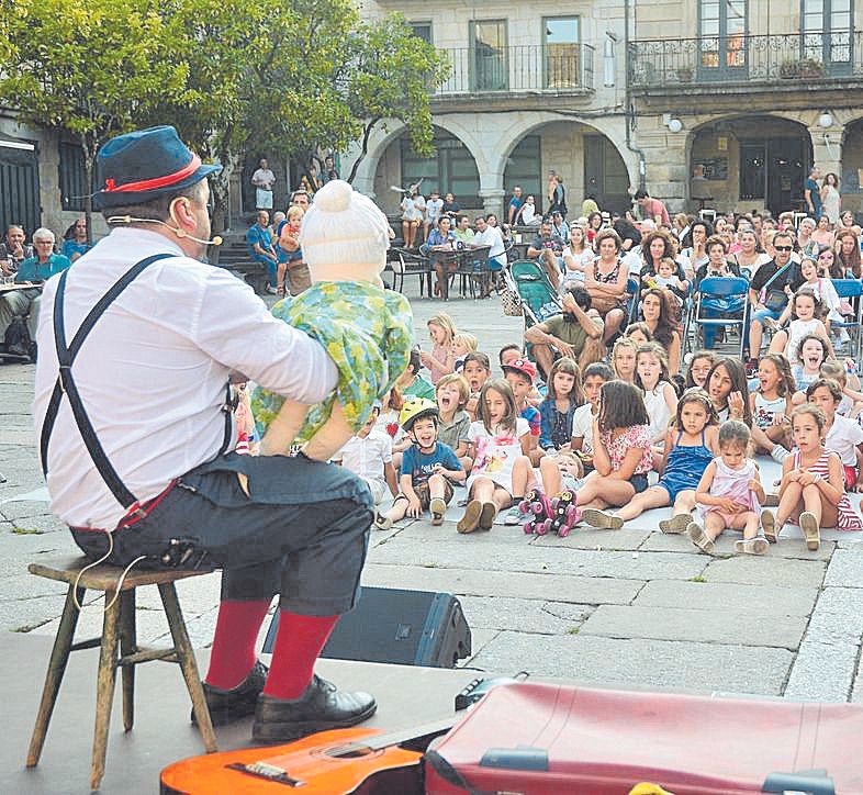 Espectáculo infantil en la Plaza del Teucro, en la edición de 2019.