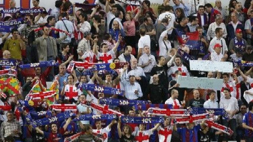 Gran ambiente en el derbi