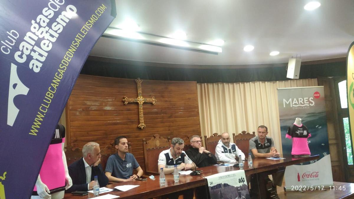 Un momento de la presentación de la prueba en el Museo de Covadonga