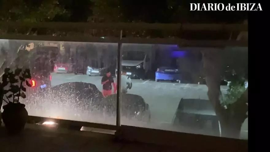 Vídeo: Pelea entre conductores de transporte discrecional: "¡A mí no me toques!"