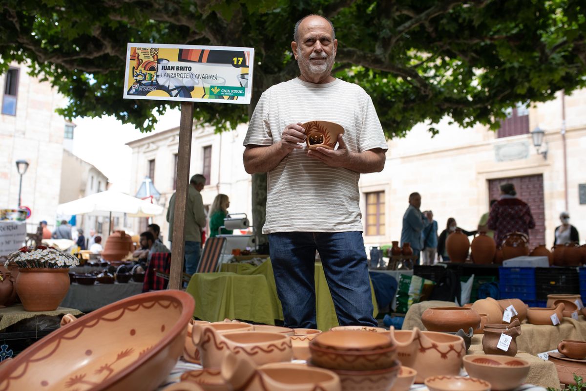El alfarero Juan Brito