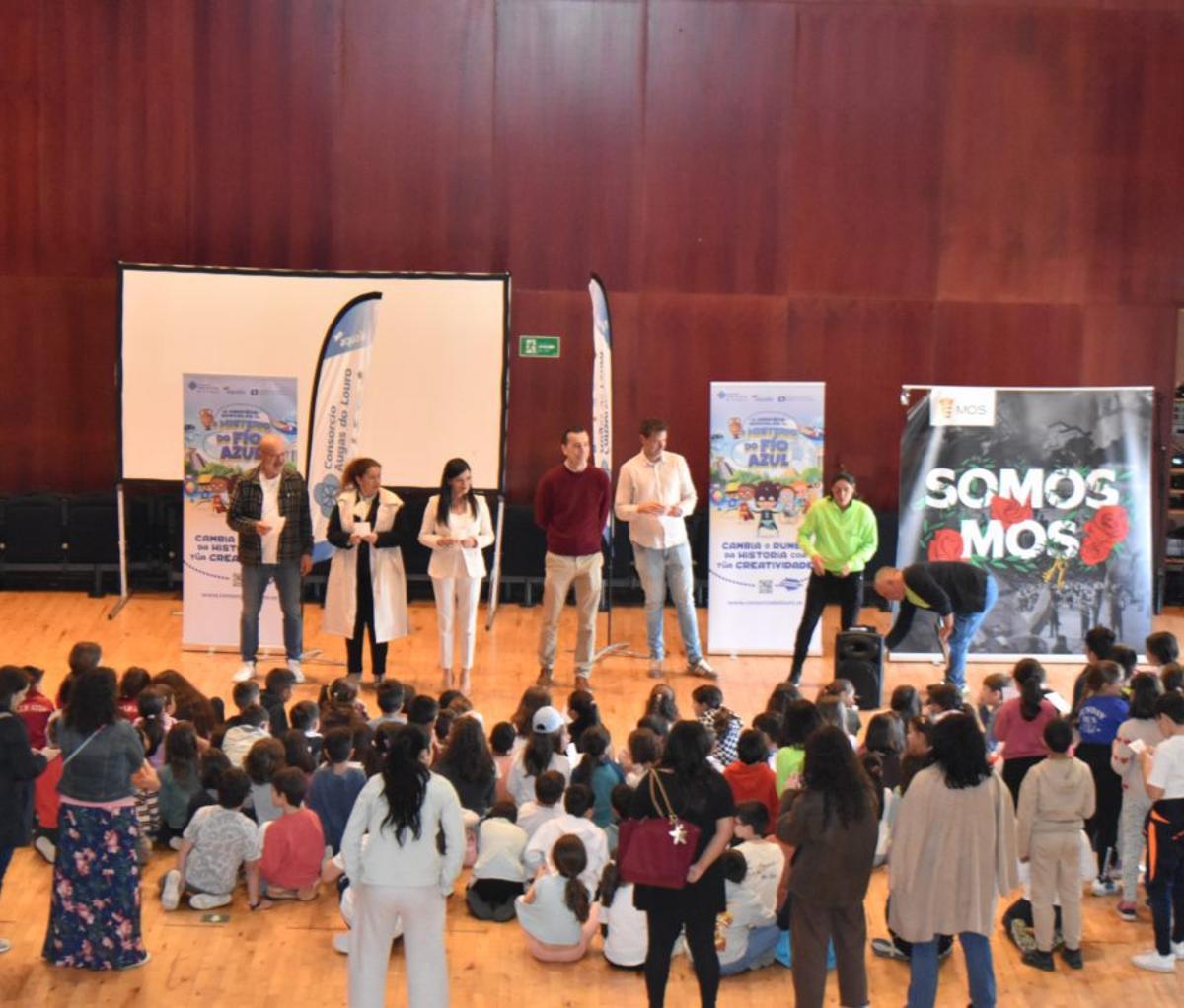 Actividade polo día da auga no Multiusos das Pozas.   | // D.P.