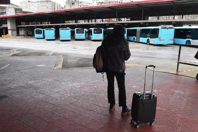 Huelga de buses sin servicios mínimos en la estación de A Coruña