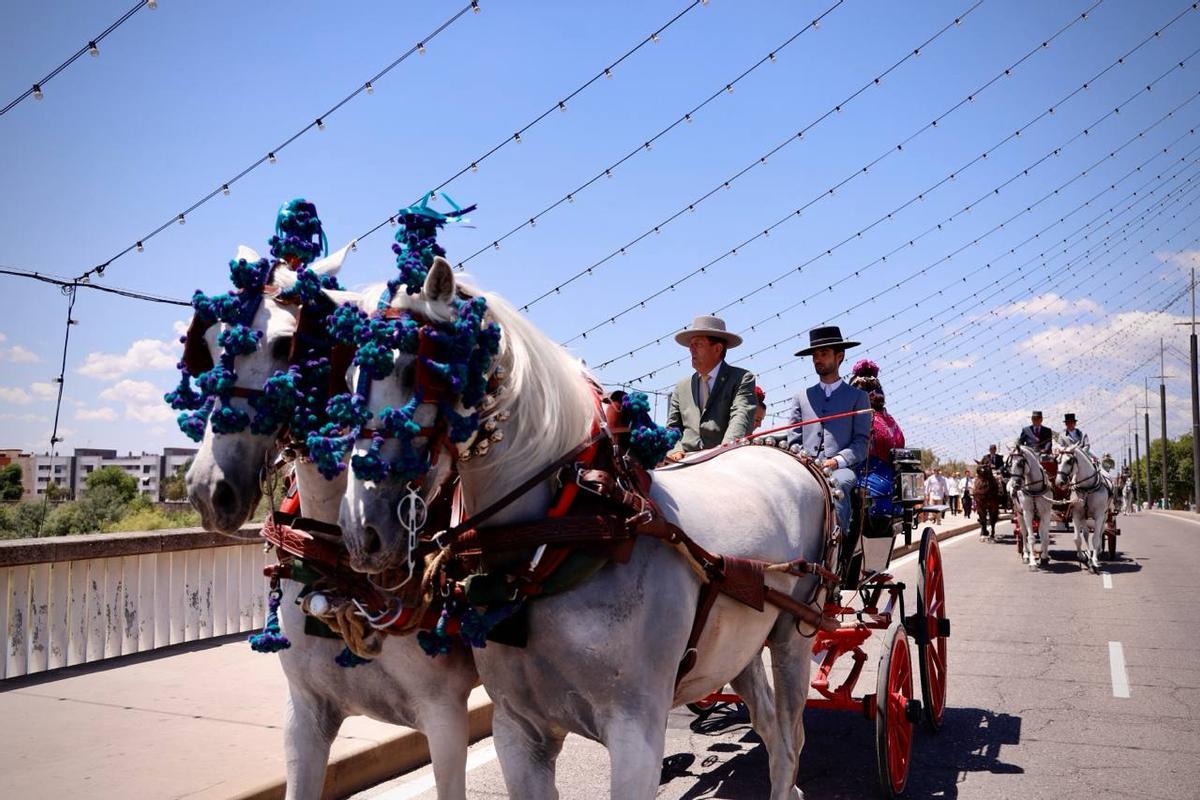 El paseo de los Carruajes de Tradición por la Feria de Córdoba, en imágenes El paseo de los Carruajes de Tradición por la Feria de Córdoba, en imágenes