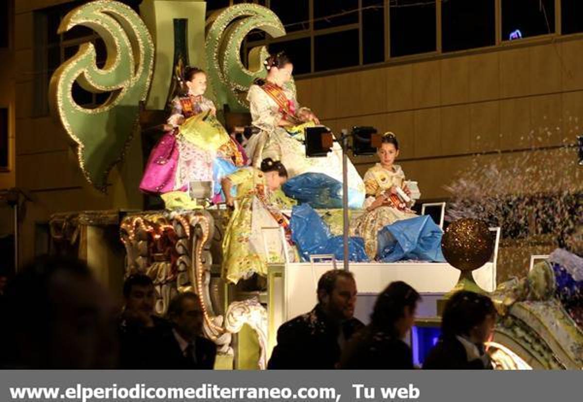 GALERÍA  El color marca la jornada final de la fira d’Onda