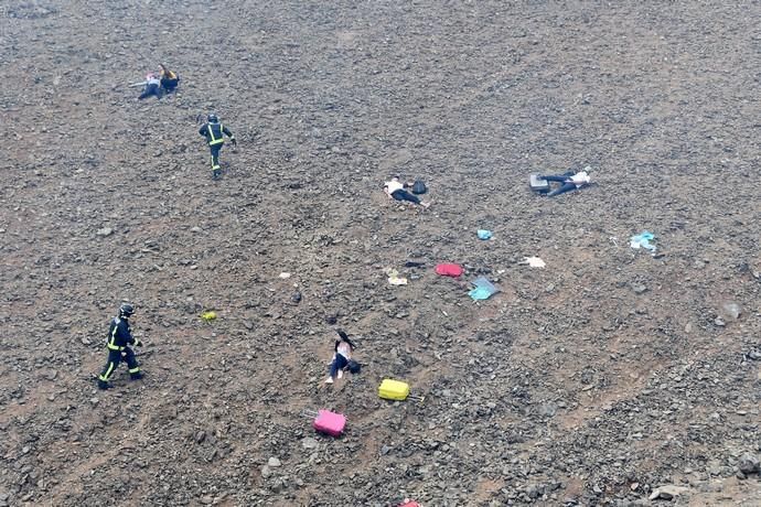 10/04/2019 SAN BARTOLOME DETIRAJANA. Simulacro accidente aéreo del Ejercito del Aire.  Fotógrafa: YAIZA SOCORRO.  | 10/04/2019 | Fotógrafo: Yaiza Socorro