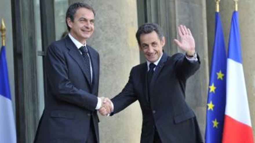 Sarkozy dice que Francia &#039;&#039;erradicará una a una todas las bases de ETA&#039;&#039;