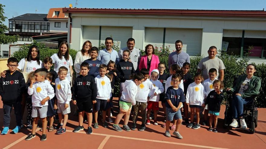 Visita de Luis López al “Espazo Concilia” de Rodeiro