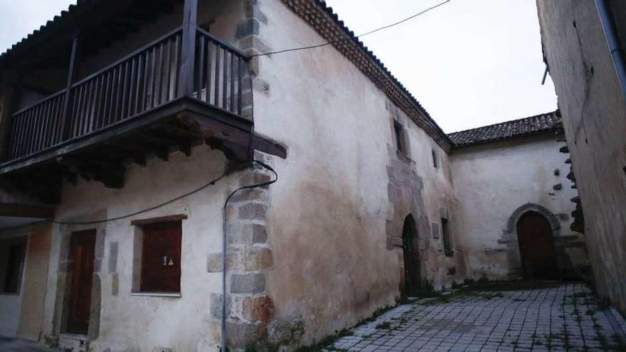 Fachada del monasterio de la Merced.