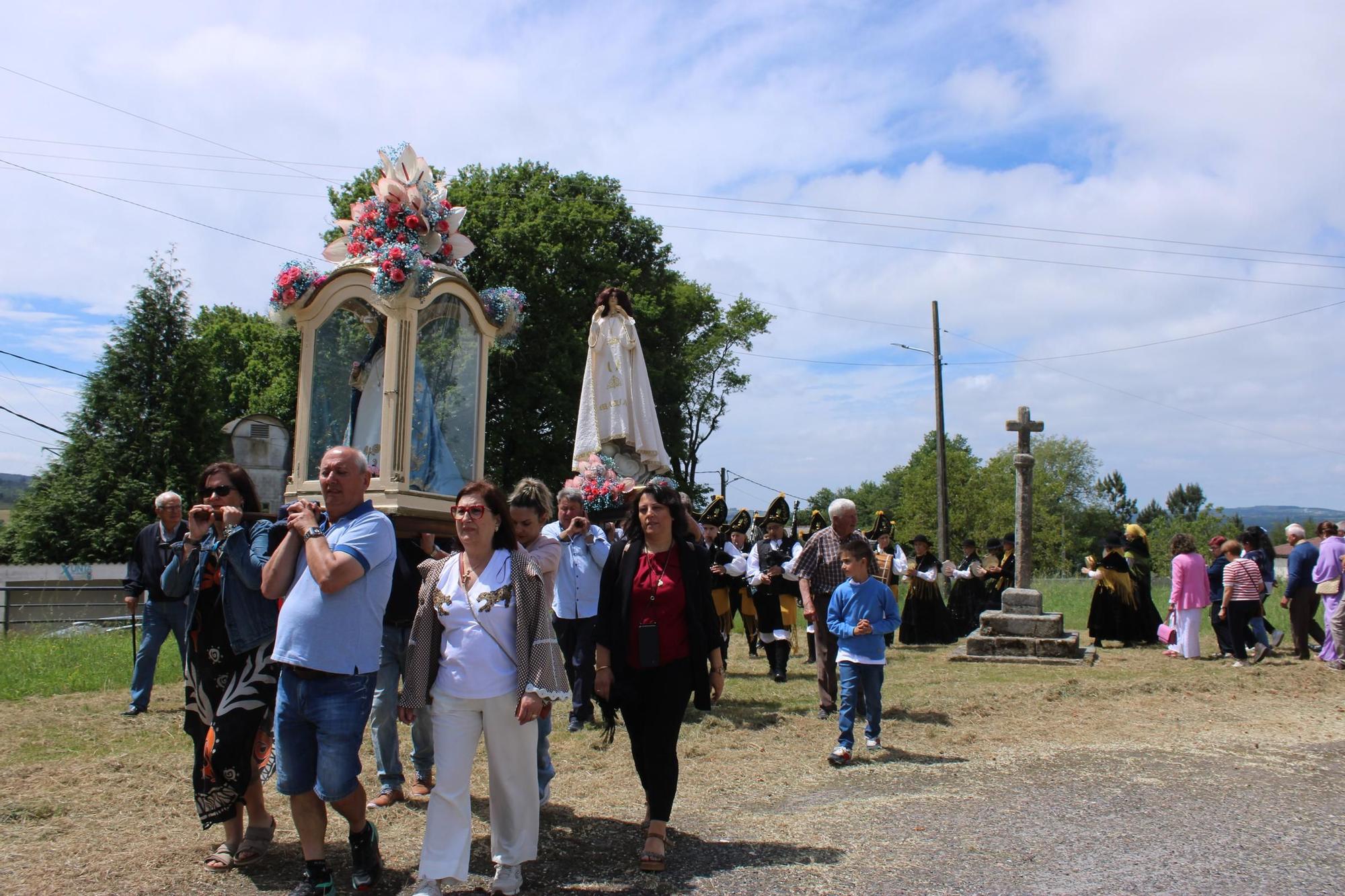A Ascensión viaxa por catro parroquias de Rodeiro (e III)