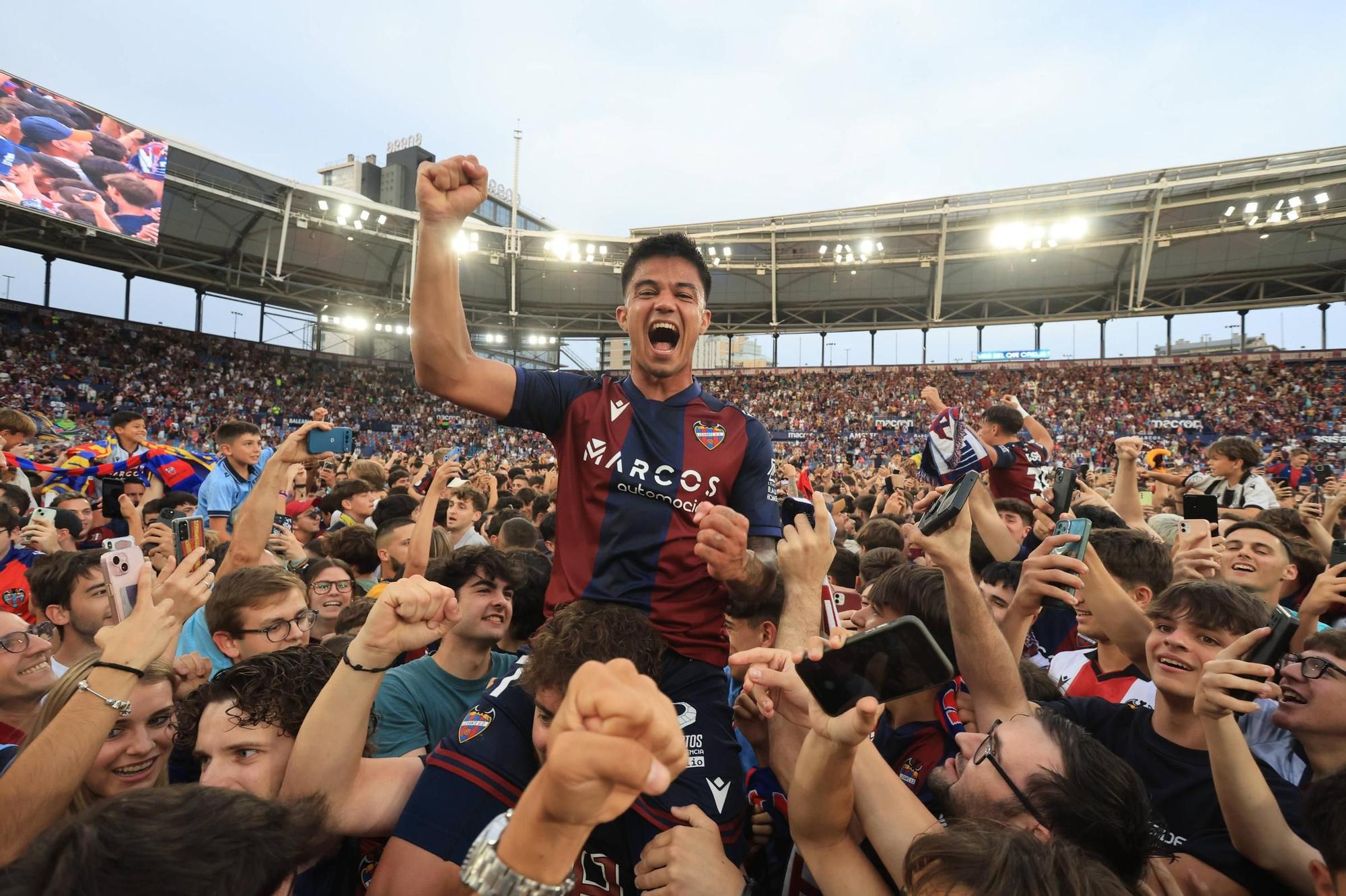 Las mejores imágenes de la celebración del Levante en el Ciutat